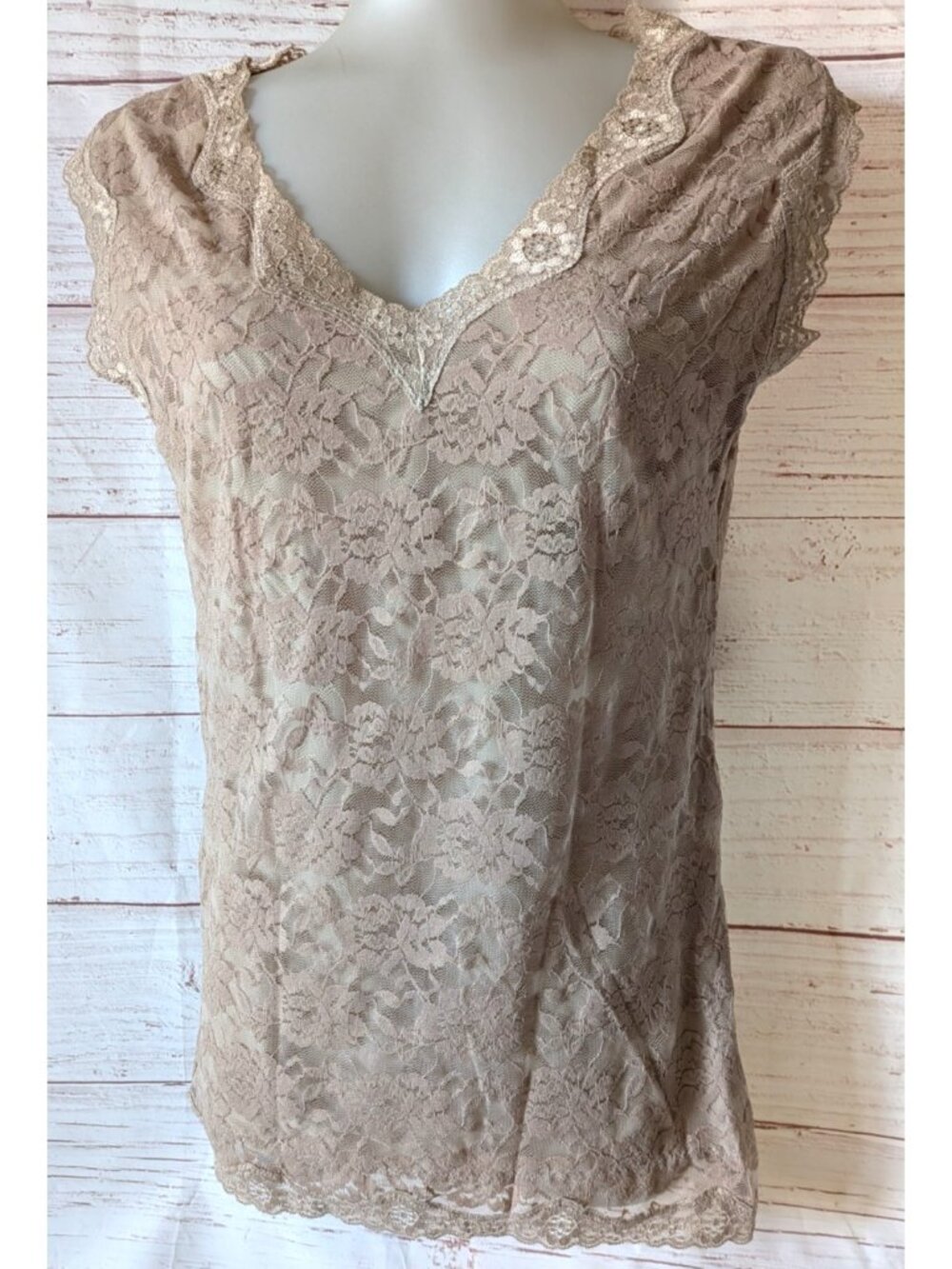 New Caresse Slim 'N Lift Women's Shapewear Top Corrective Tan Lace Lined Size LL